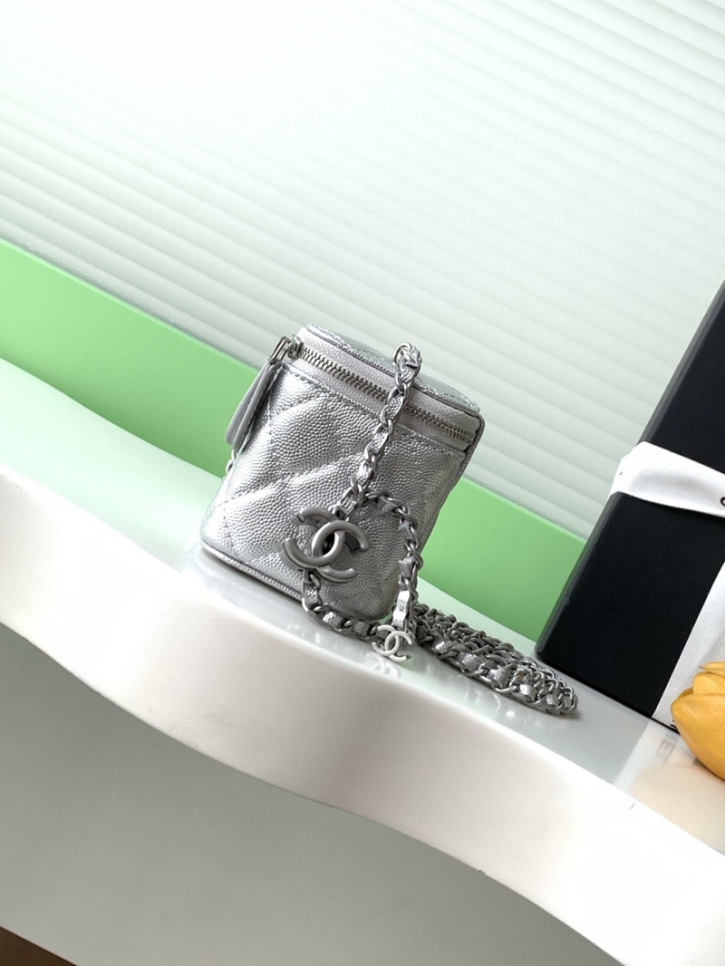 Ch**el cosmetic bags